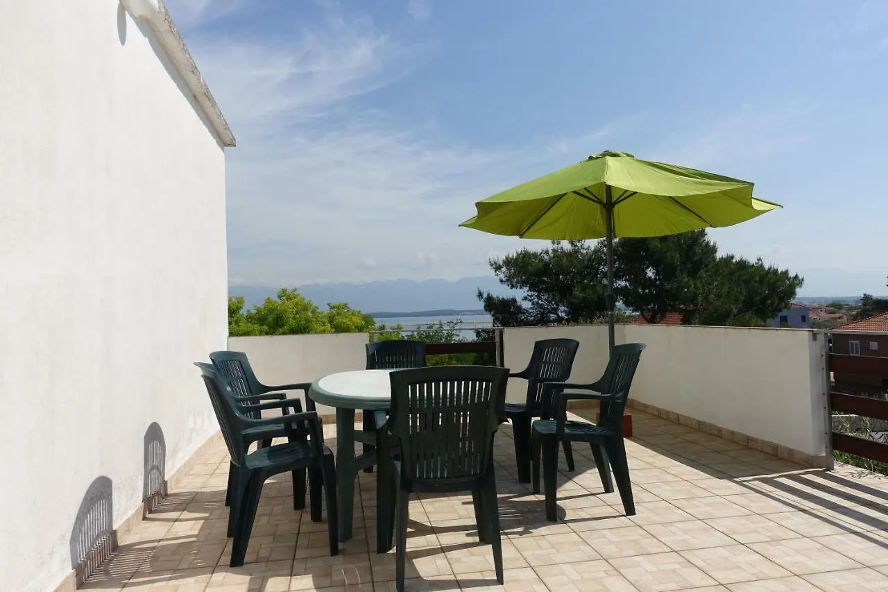 Apartment Dede Nin Chorvatsko